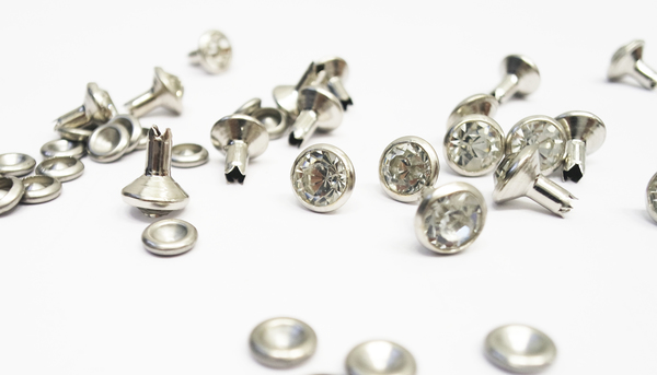 Grande sam 0651 1 con pata